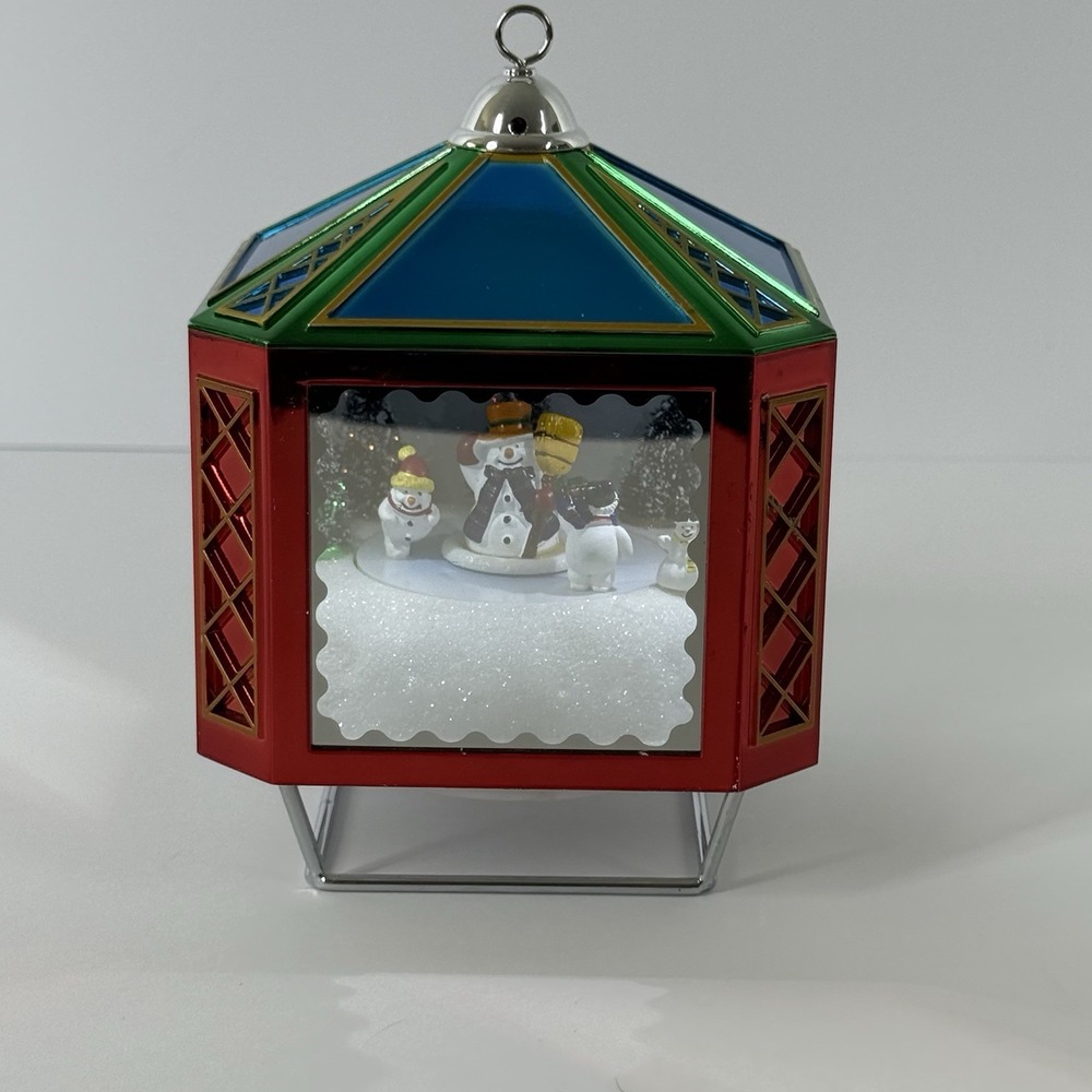 Mr. Christmas Magic Scene Ornament Snowmen Light Up Musical Partially Working